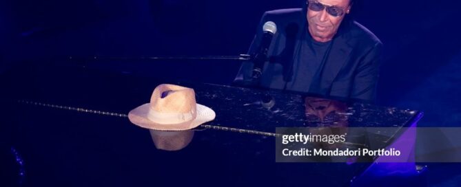 Sanremo 2025 al via: Venditti, il premio alla carriera e il cuore romanista all'Ariston