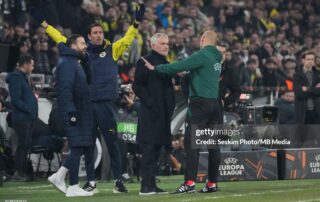 Caos sugli spalti: Anderlecht-Fenerbahçe interrotta dopo 7 minuti