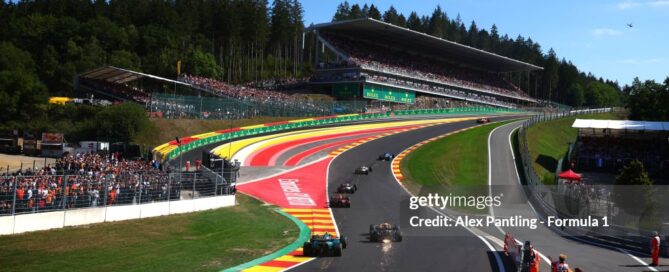 F1- RecensiOne Ignorante GP Belgio 2022: fra cambi di Motori e cambi di Posizioni