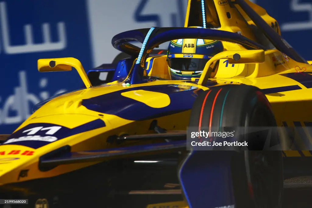 Formula E – RecensionE Ignorante GP Miami 2025: Caos, Penalità e Fotofinish