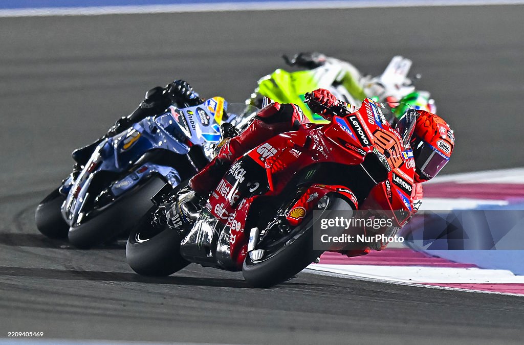 MotoGP – Recensione Ignorante GP Qatar 2025: “L’emiro di Cervera, gomme da processo e drammi da pronto soccorso”