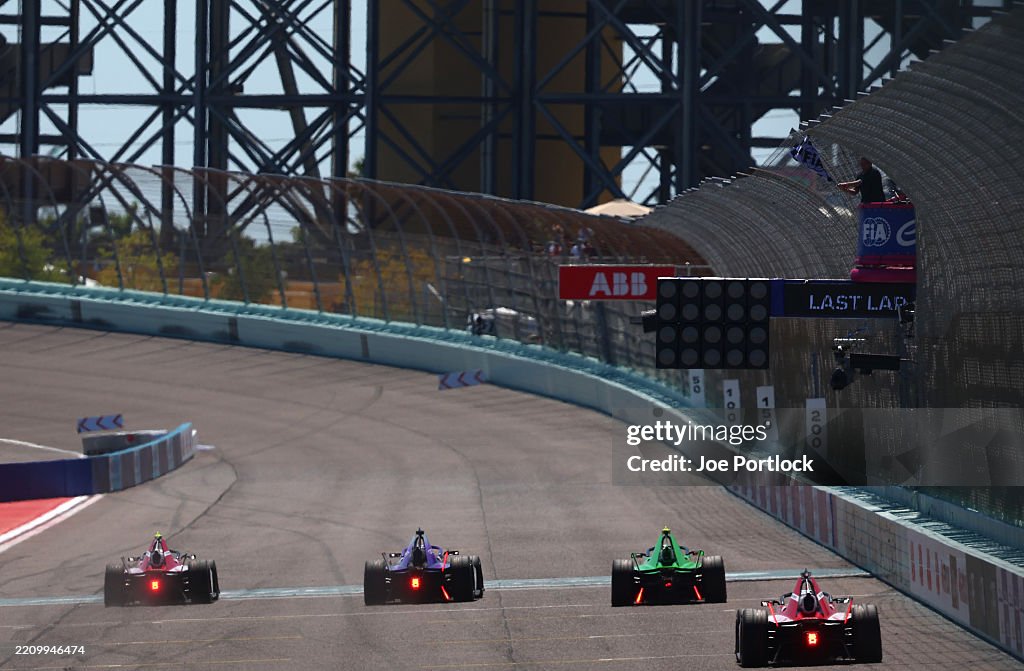 Formula E – RecensionE Ignorante GP Miami 2025: Caos, Penalità e Fotofinish