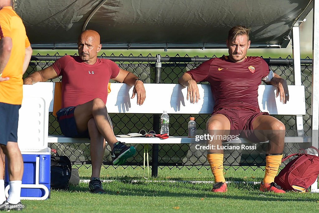 Spalletti: "A Totti voglio bene come un figlio. Ho litigato con chi aveva intorno, non con lui"