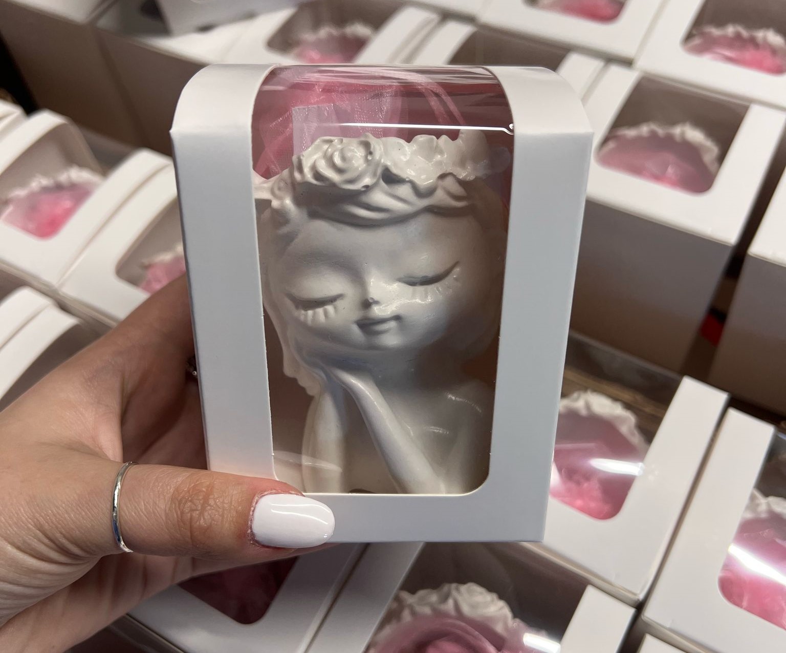 Attraverso la Luce: Intervista a Martina, l'anima di Kross Home Decorations